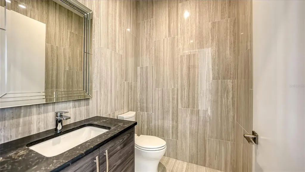 1335 2nd Street Sarasota FL 34236