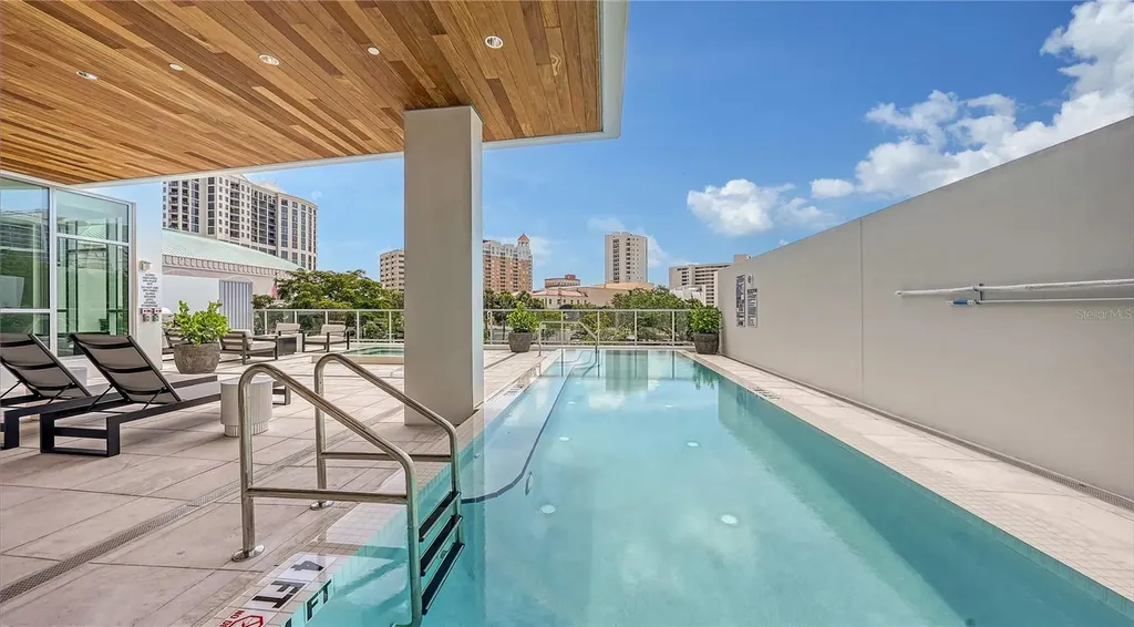 1335 2nd Street Sarasota FL 34236