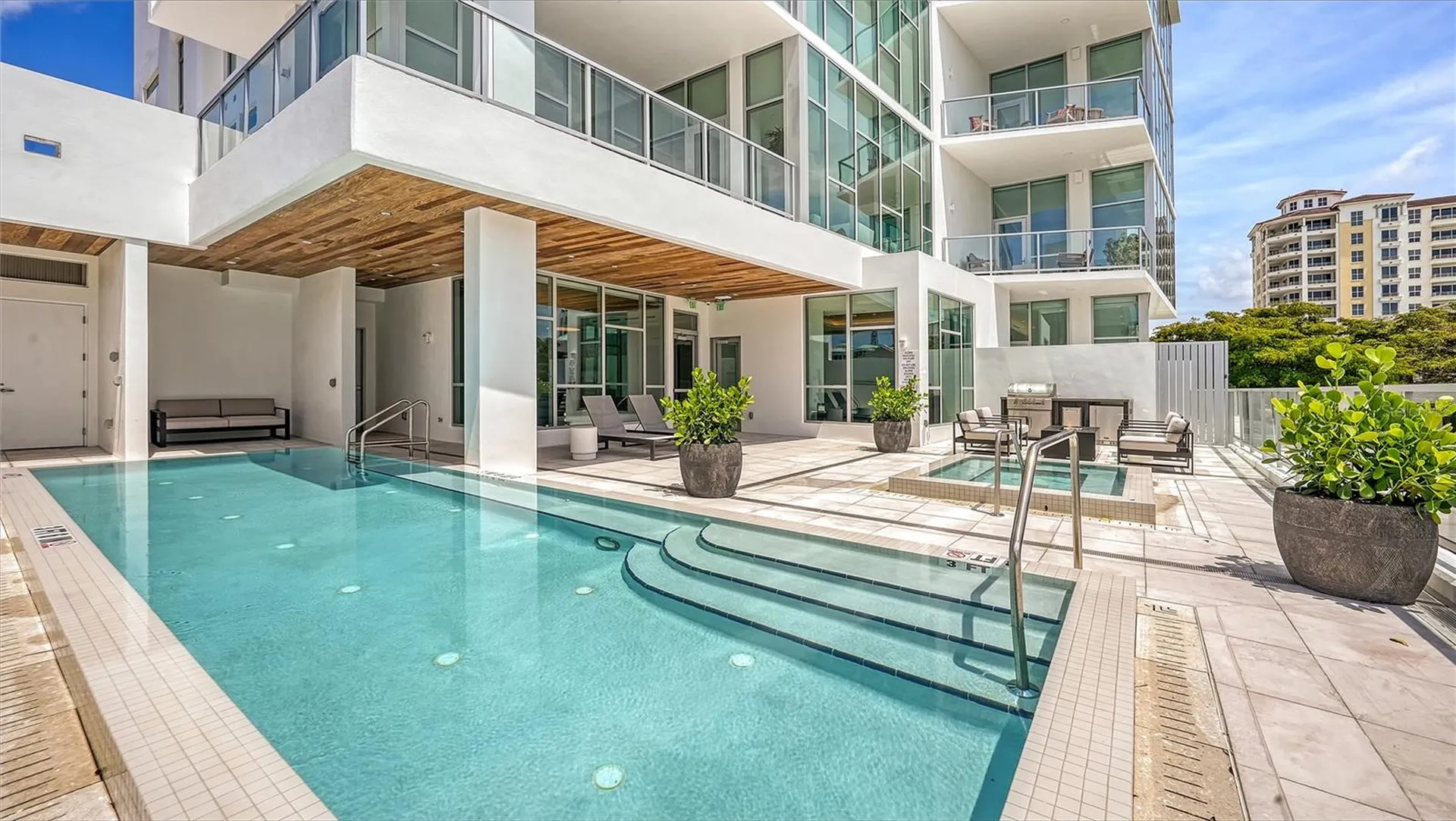 1335 2nd Street Sarasota FL 34236