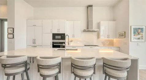 1335 2nd Street Sarasota FL 34236