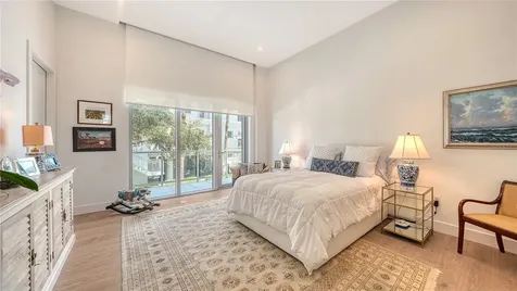 1335 2nd Street Sarasota FL 34236