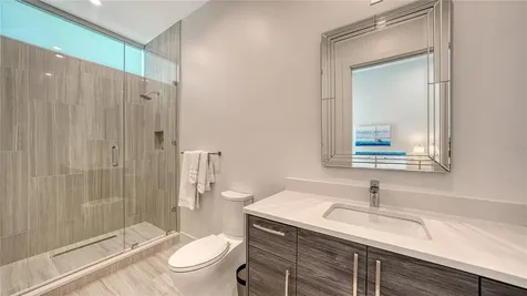 1335 2nd Street Sarasota FL 34236