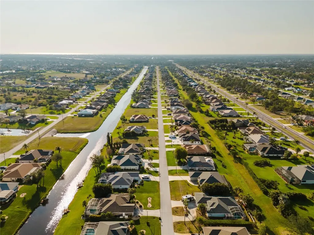 17 White Marsh Lane Rotonda West FL 33947