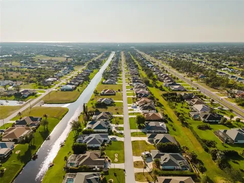 17 White Marsh Lane Rotonda West FL 33947