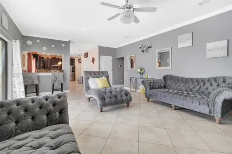 1303 Sea Pines Way Davenport FL 33896