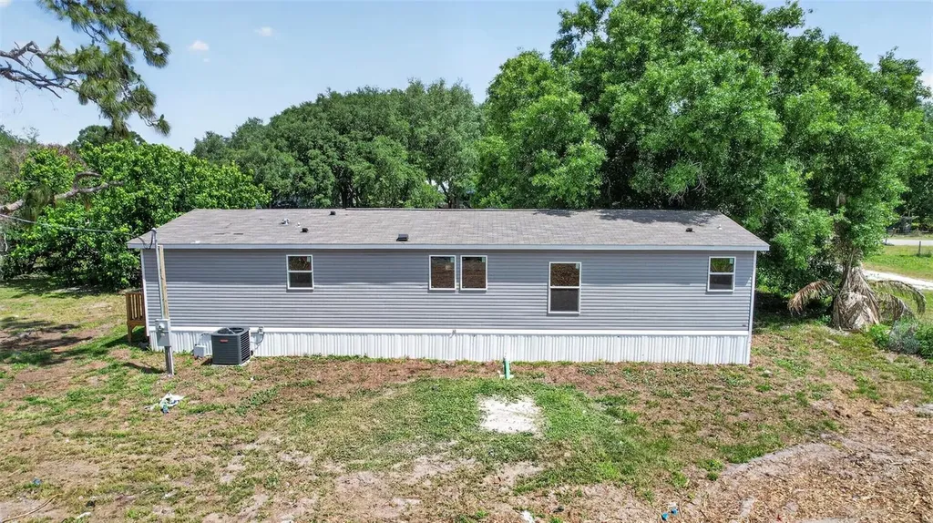 3714 NW 165th Court Okeechobee FL 34972