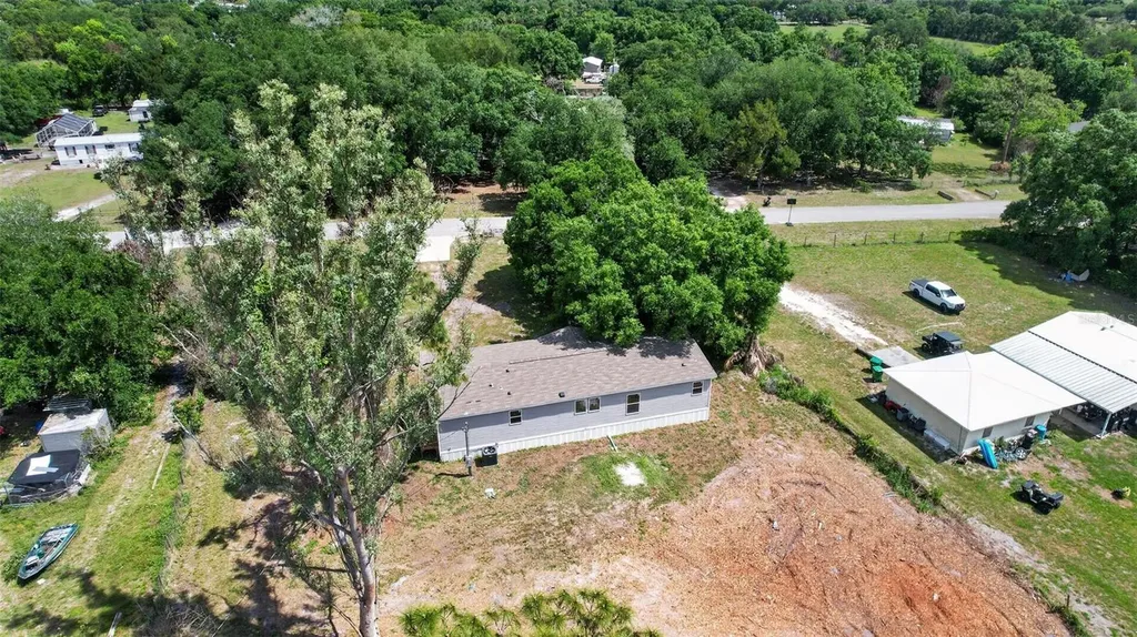 3714 NW 165th Court Okeechobee FL 34972