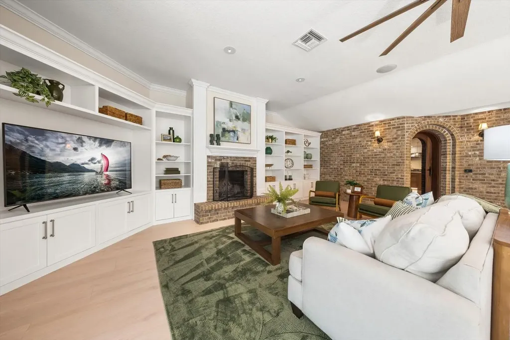 1543 Sturbridge Court Dunedin FL 34698