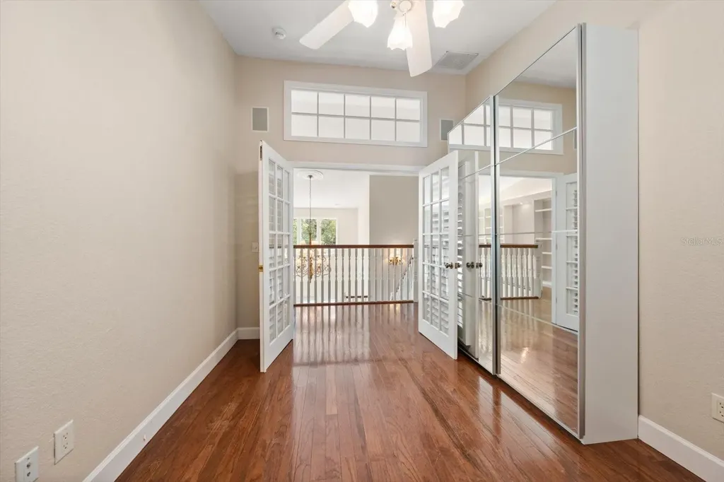 1543 Sturbridge Court Dunedin FL 34698