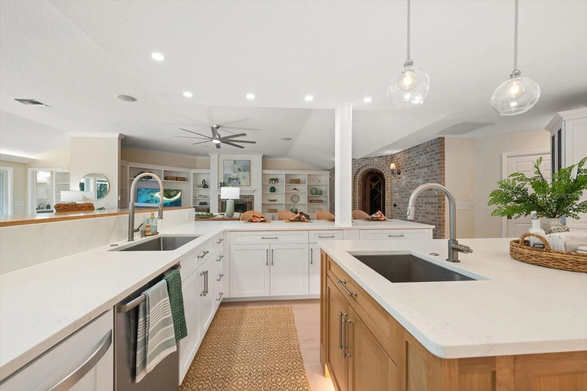 1543 Sturbridge Court Dunedin FL 34698