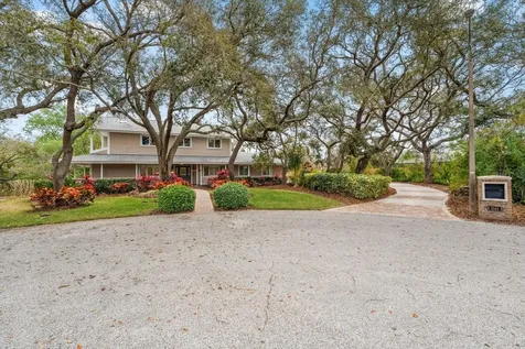 1543 Sturbridge Court Dunedin FL 34698