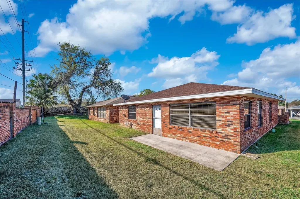 661 Lake Carolyn Circle Lakeland FL 33813