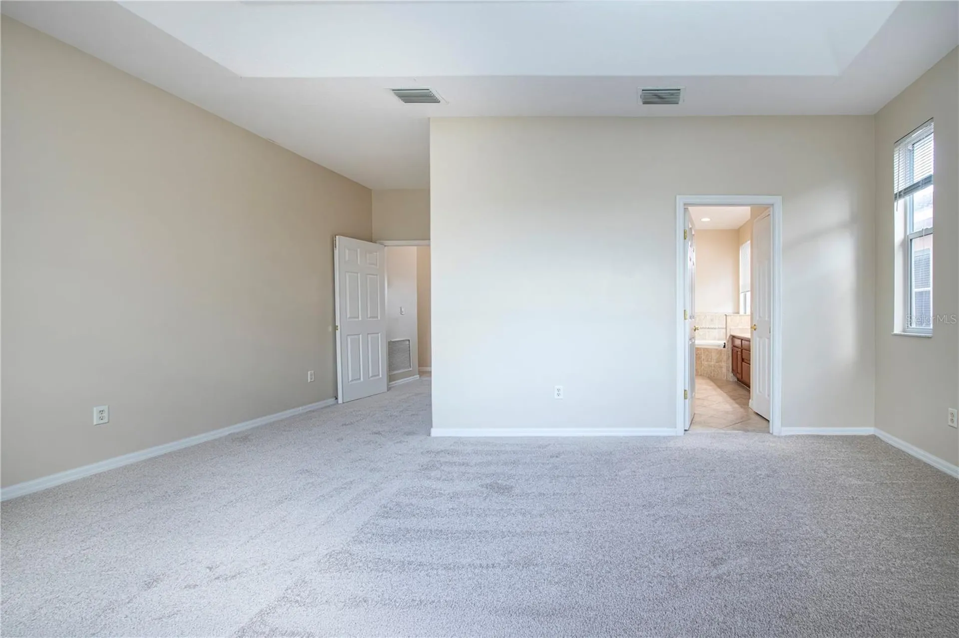 18048 Java Isle Drive Tampa FL 33647
