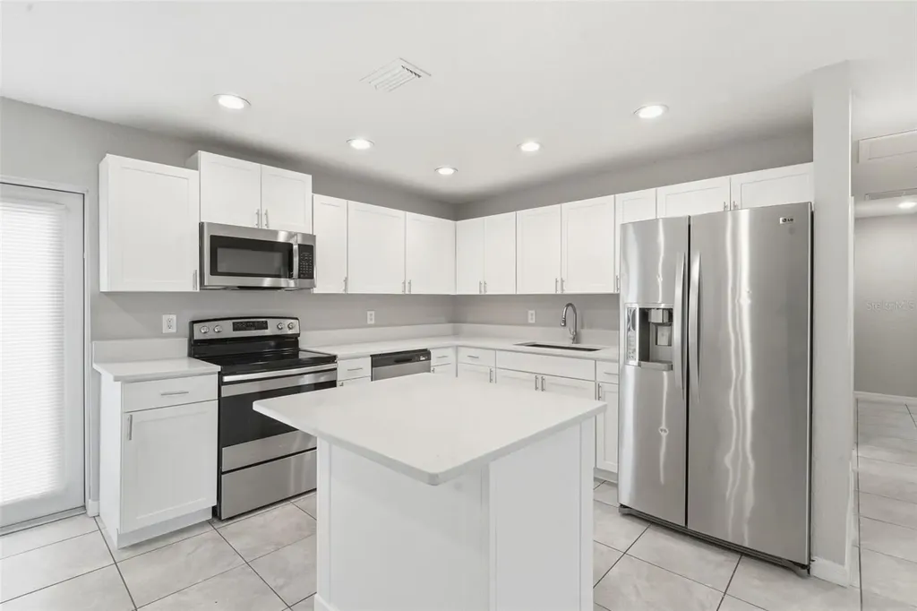 32730 Blossom Lane Leesburg FL 34788