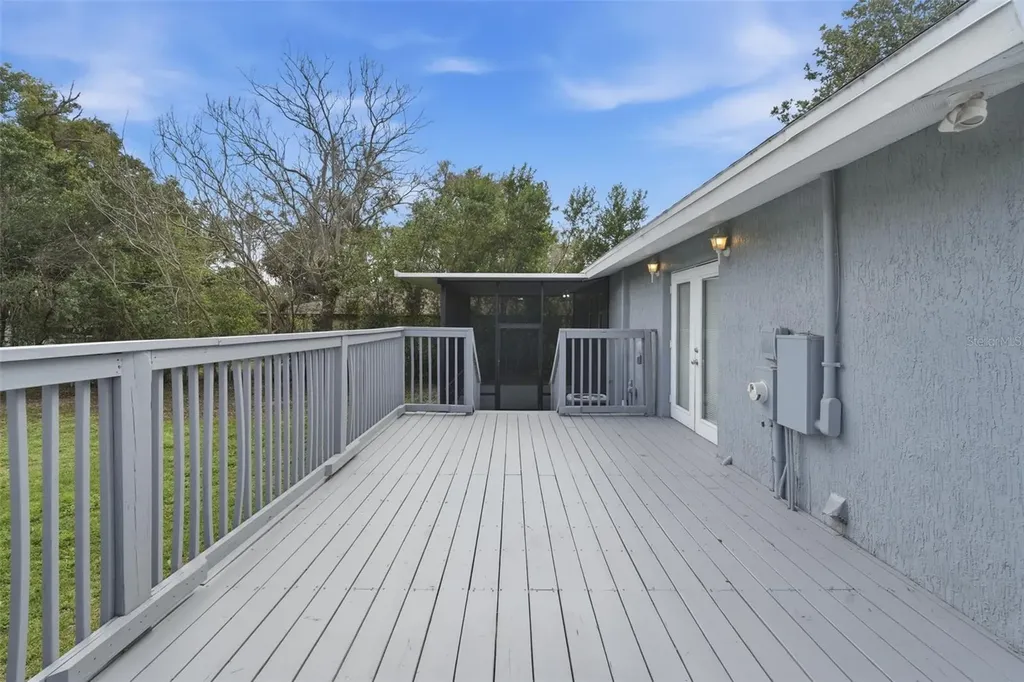 32730 Blossom Lane Leesburg FL 34788