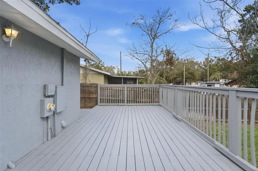 32730 Blossom Lane Leesburg FL 34788