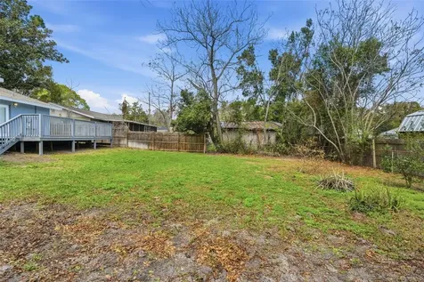 32730 Blossom Lane Leesburg FL 34788