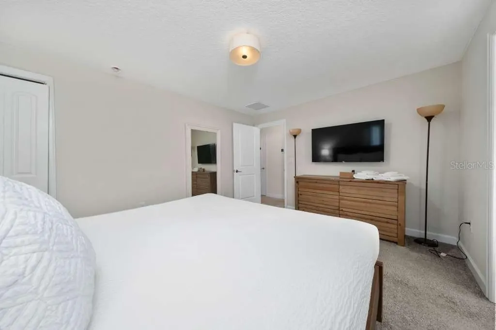 8999 Cabot Cliffs Drive Davenport FL 33896