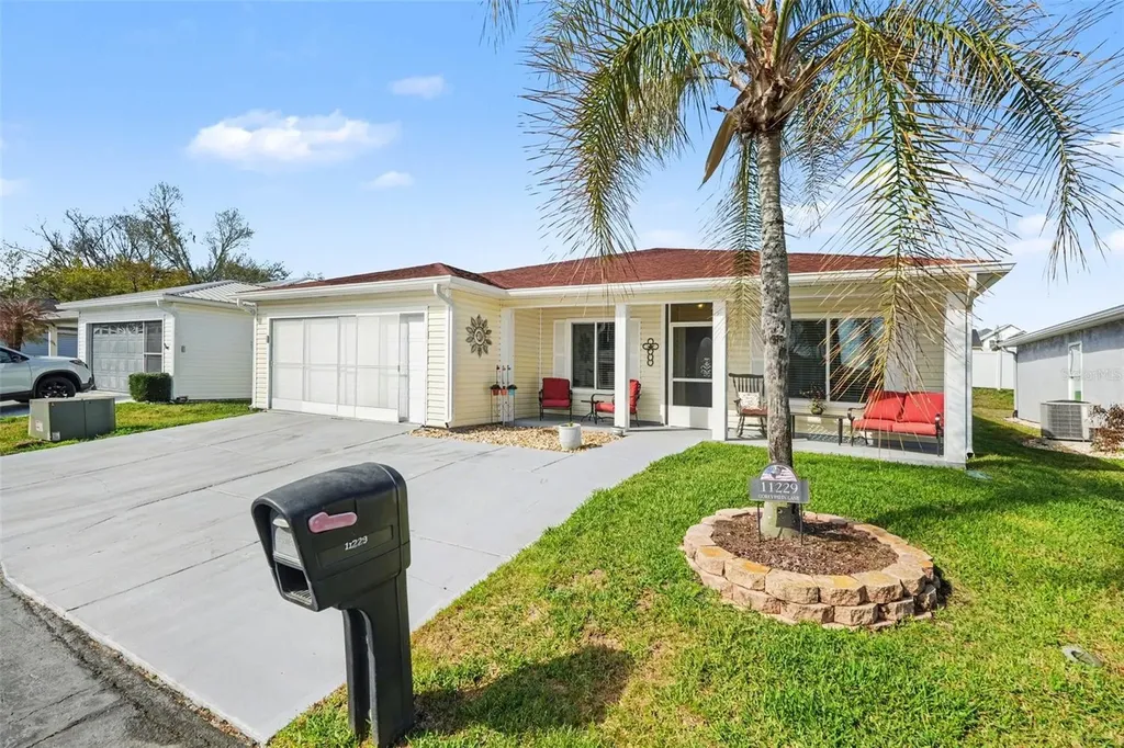 11229 Corey Pavin Lane San Antonio FL 33576
