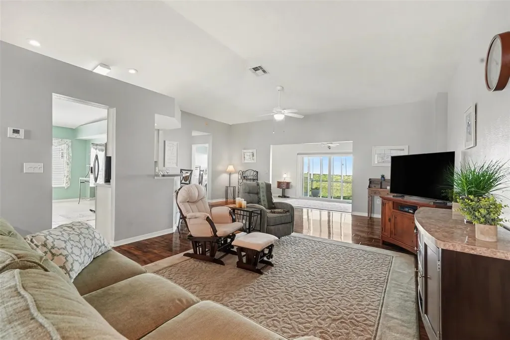 11229 Corey Pavin Lane San Antonio FL 33576