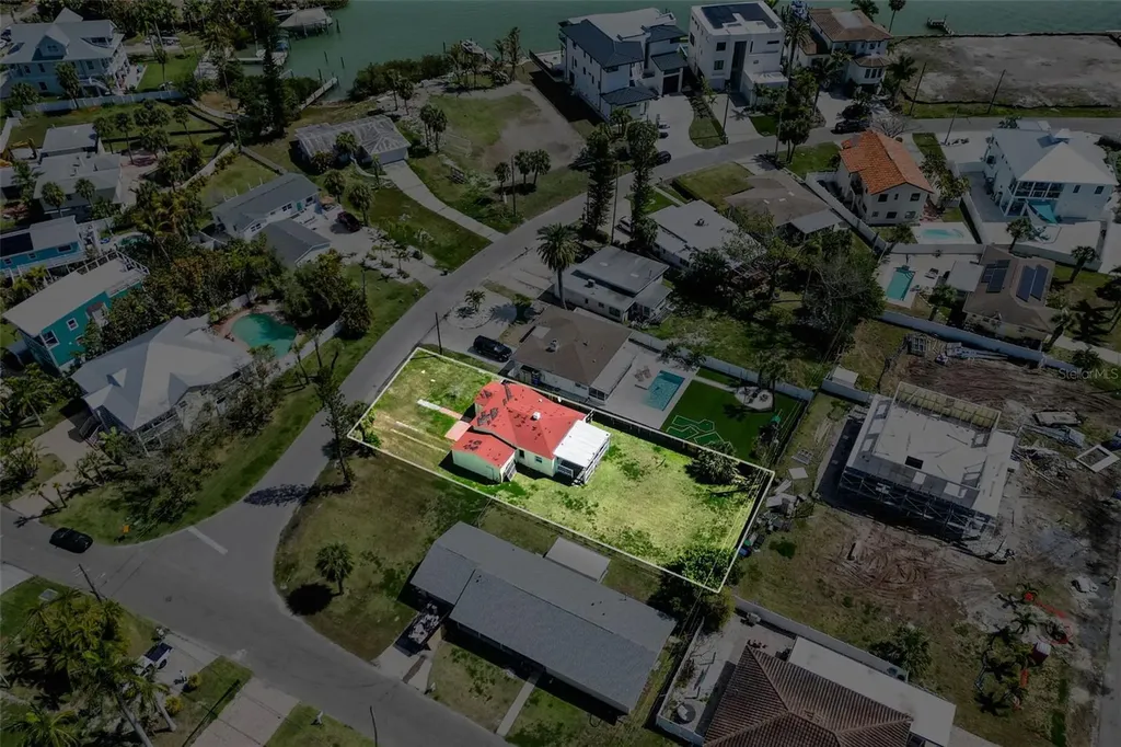 15822 Redington Drive Redington Beach FL 33708