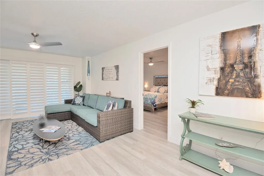 4 Oceans West Boulevard Daytona Beach FL 32118