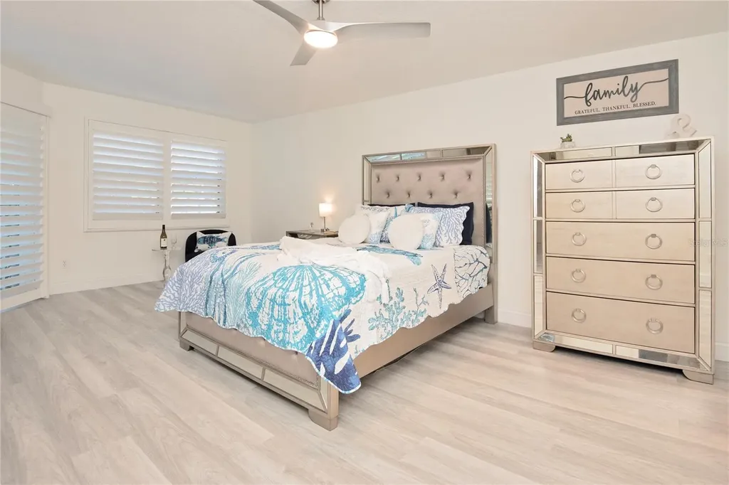 4 Oceans West Boulevard Daytona Beach FL 32118
