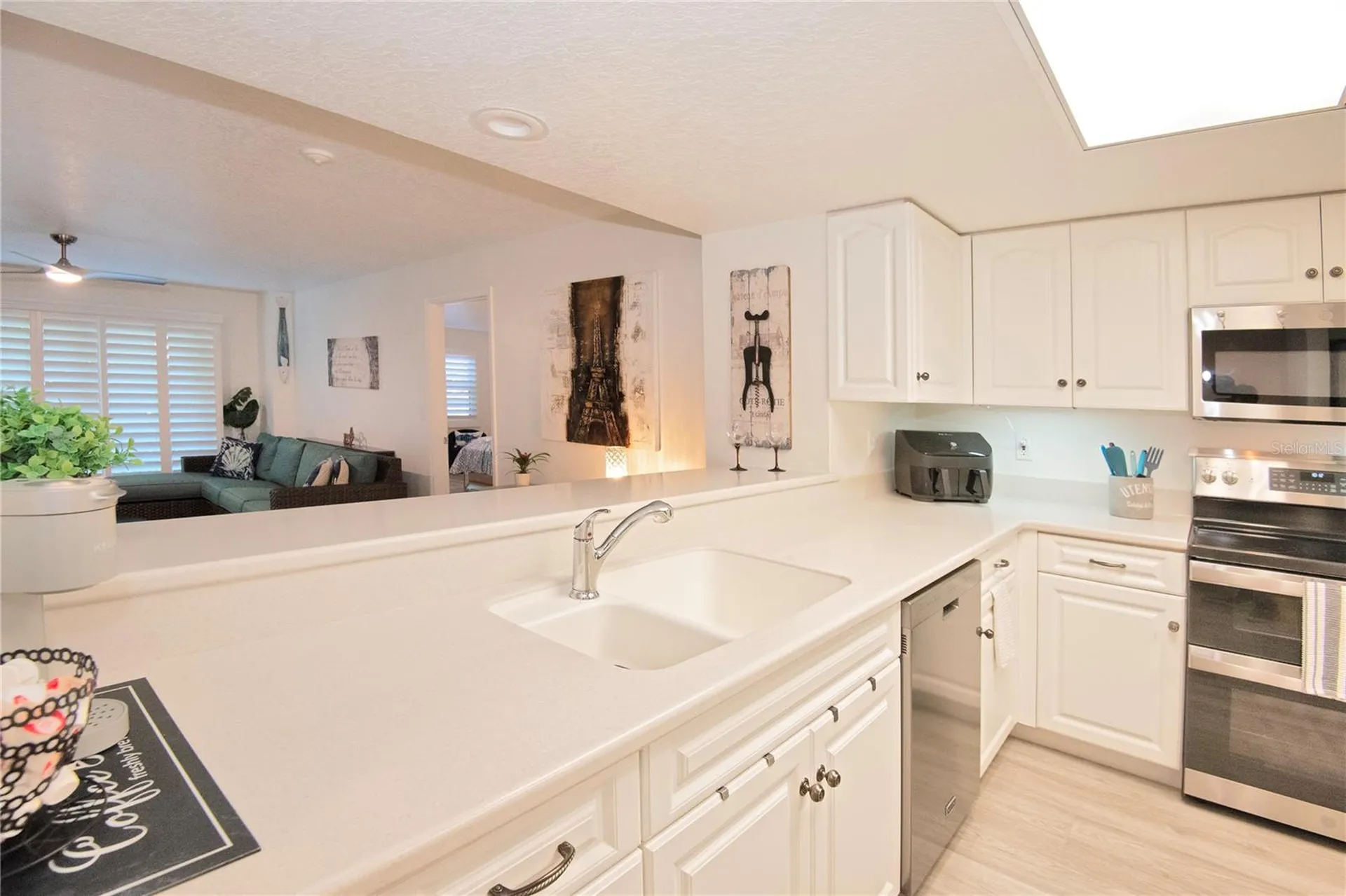 4 Oceans West Boulevard Daytona Beach FL 32118