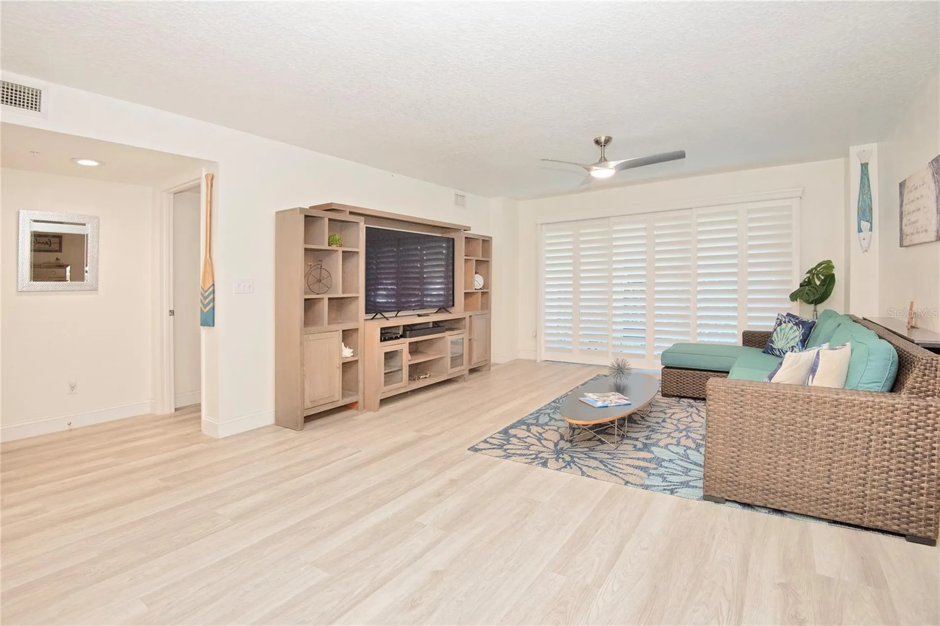 4 Oceans West Boulevard Daytona Beach FL 32118