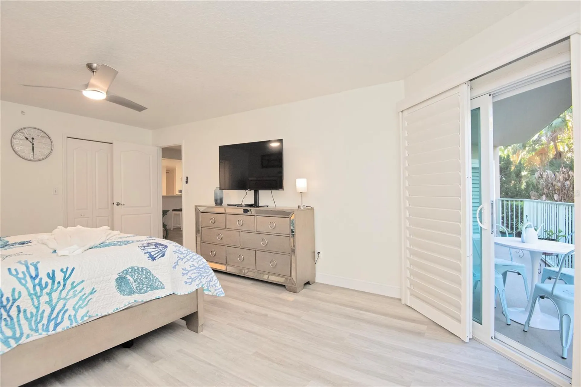 4 Oceans West Boulevard Daytona Beach FL 32118