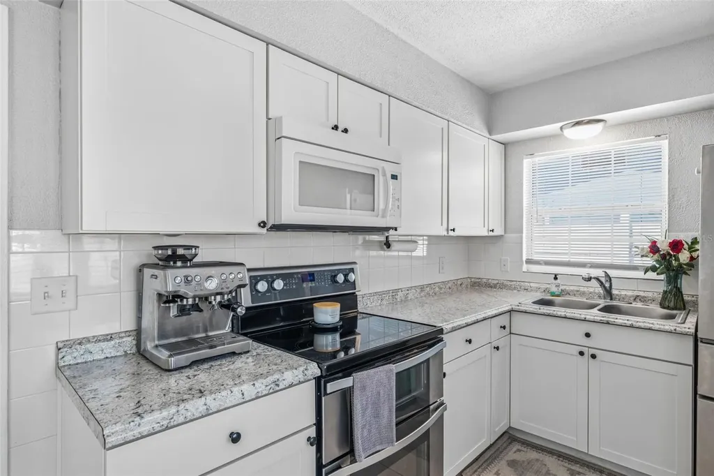 10997 87th Avenue Seminole FL 33772
