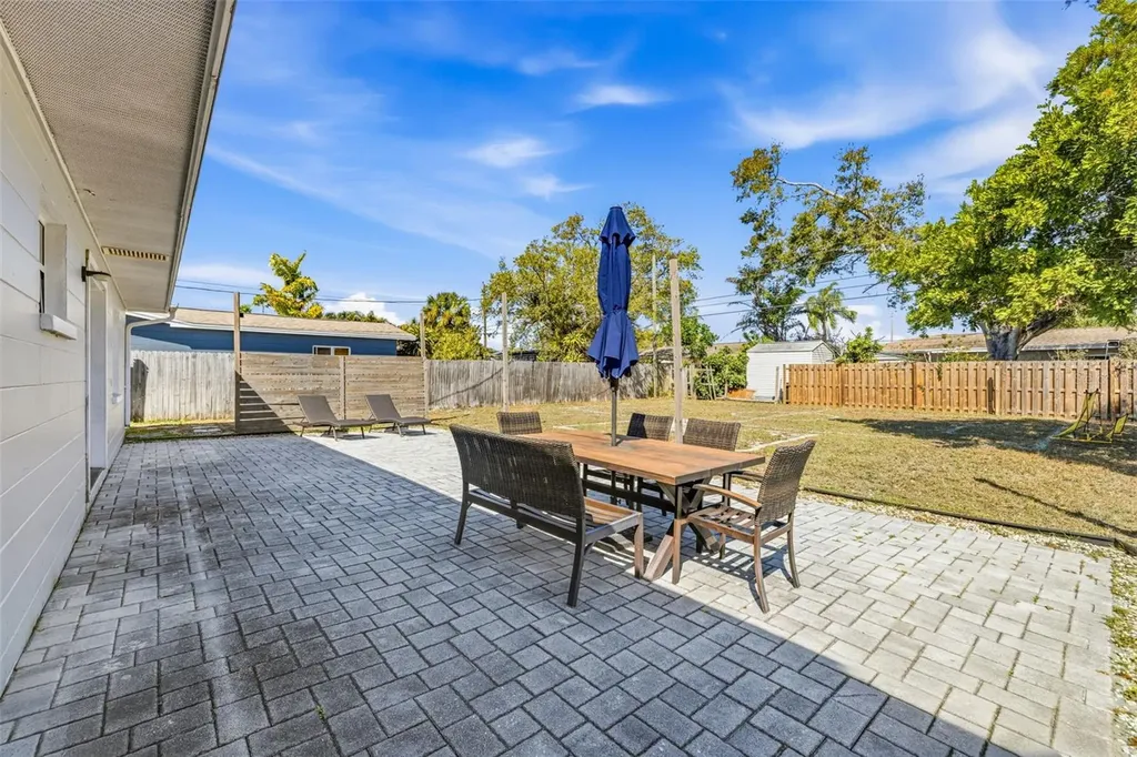 10997 87th Avenue Seminole FL 33772