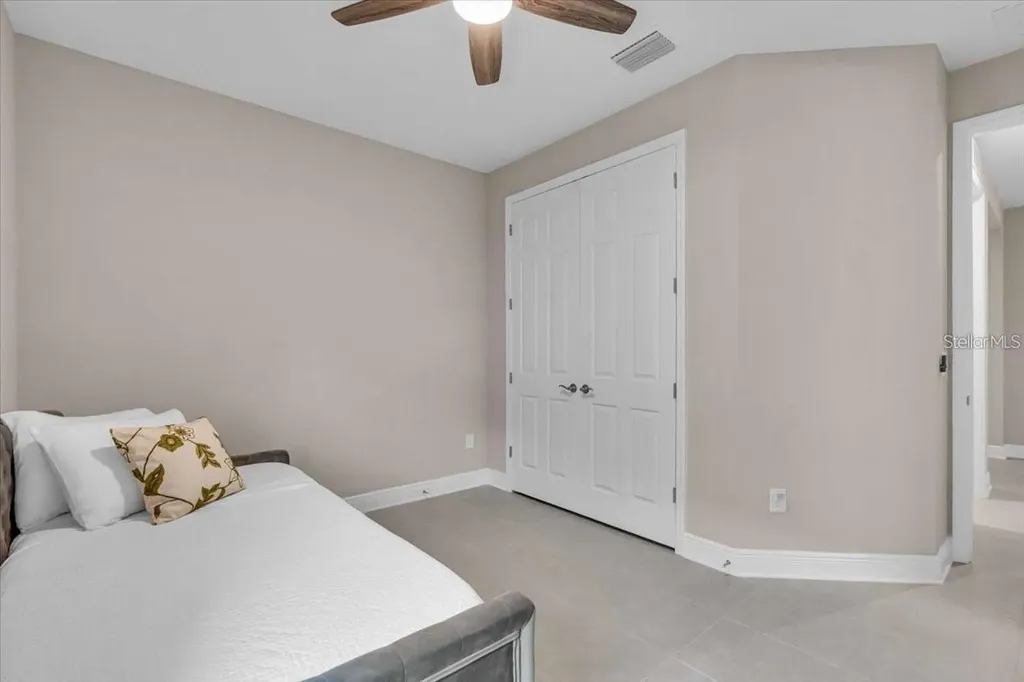 17502 Savory Mist Circle Bradenton FL 34211