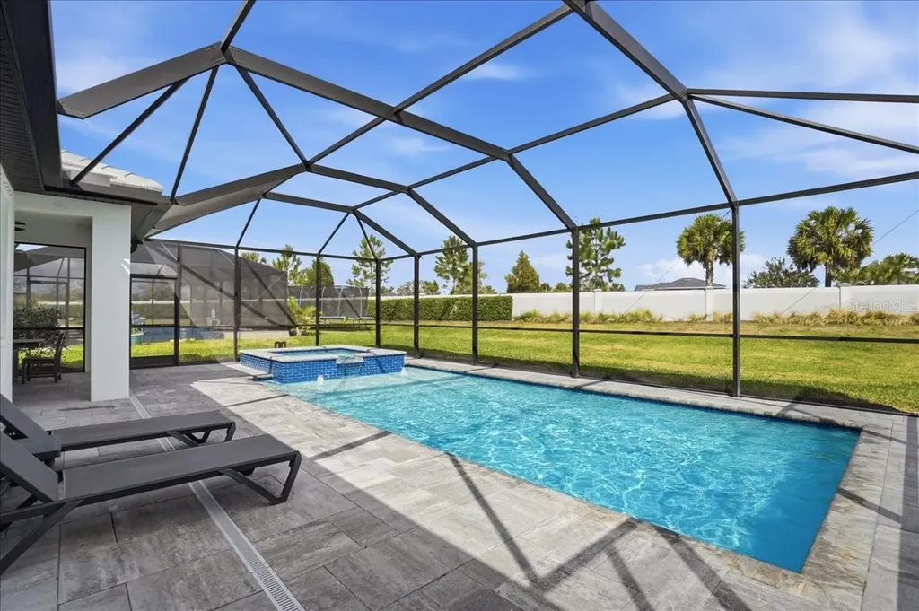 17502 Savory Mist Circle Bradenton FL 34211