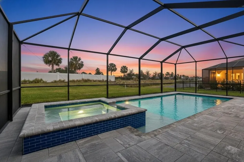 17502 Savory Mist Circle Bradenton FL 34211