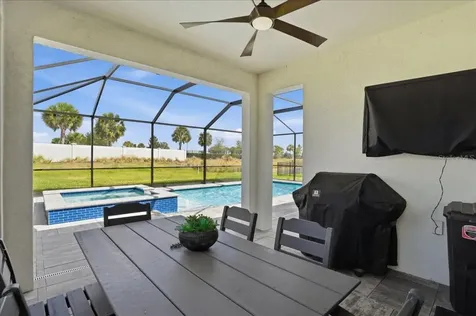 17502 Savory Mist Circle Bradenton FL 34211