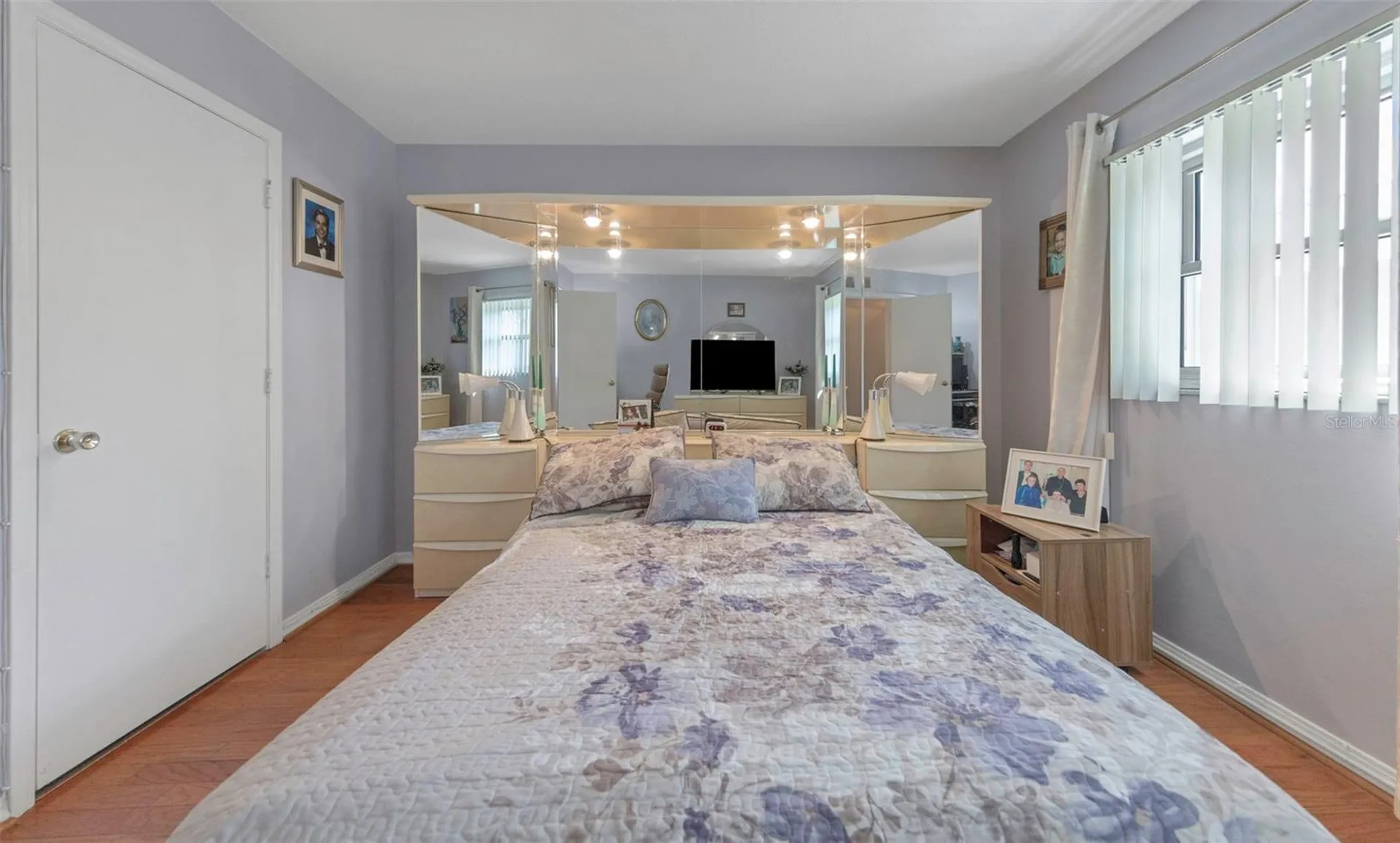 6976 Sunset Drive S St Petersburg FL 33707