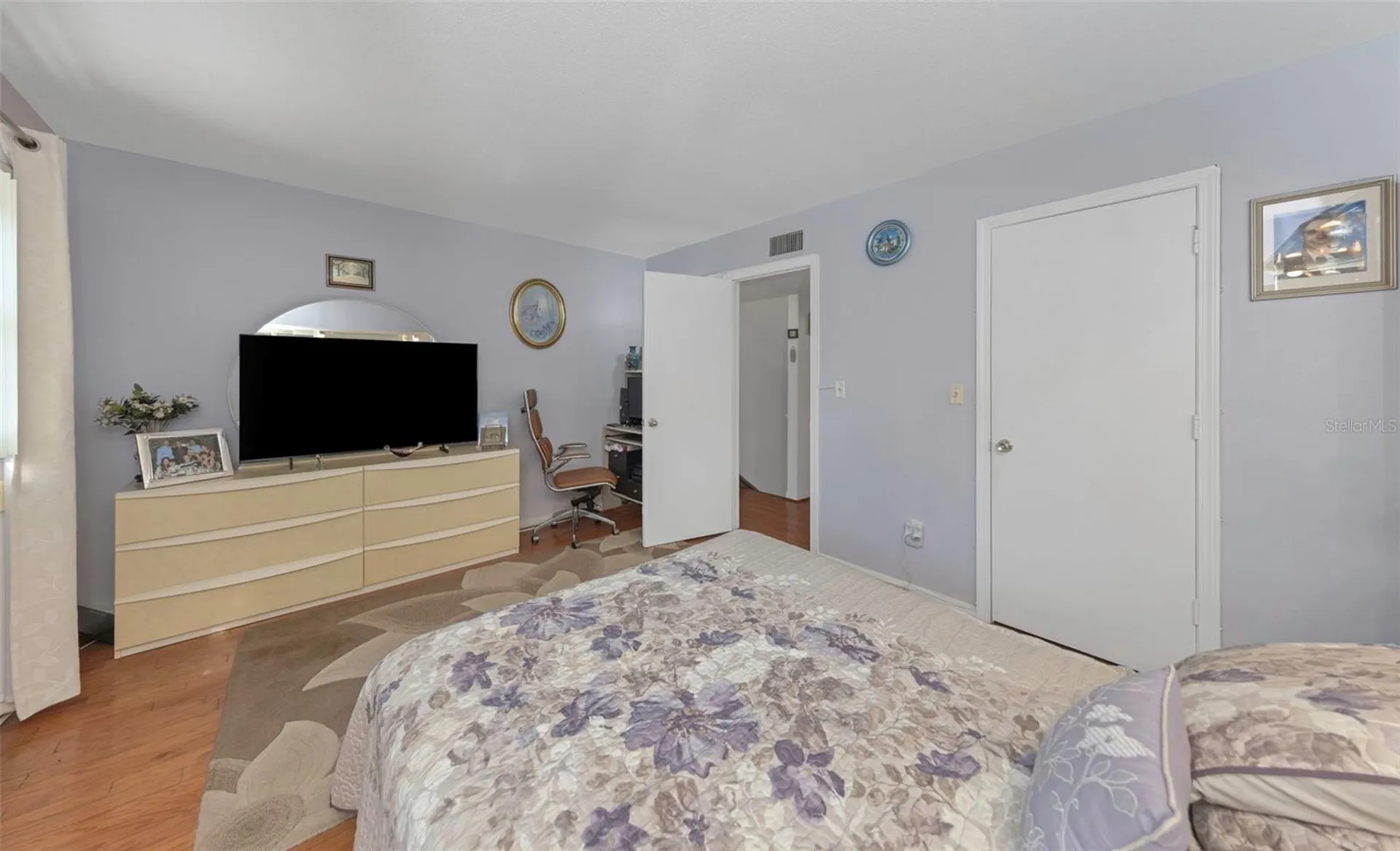 6976 Sunset Drive S St Petersburg FL 33707