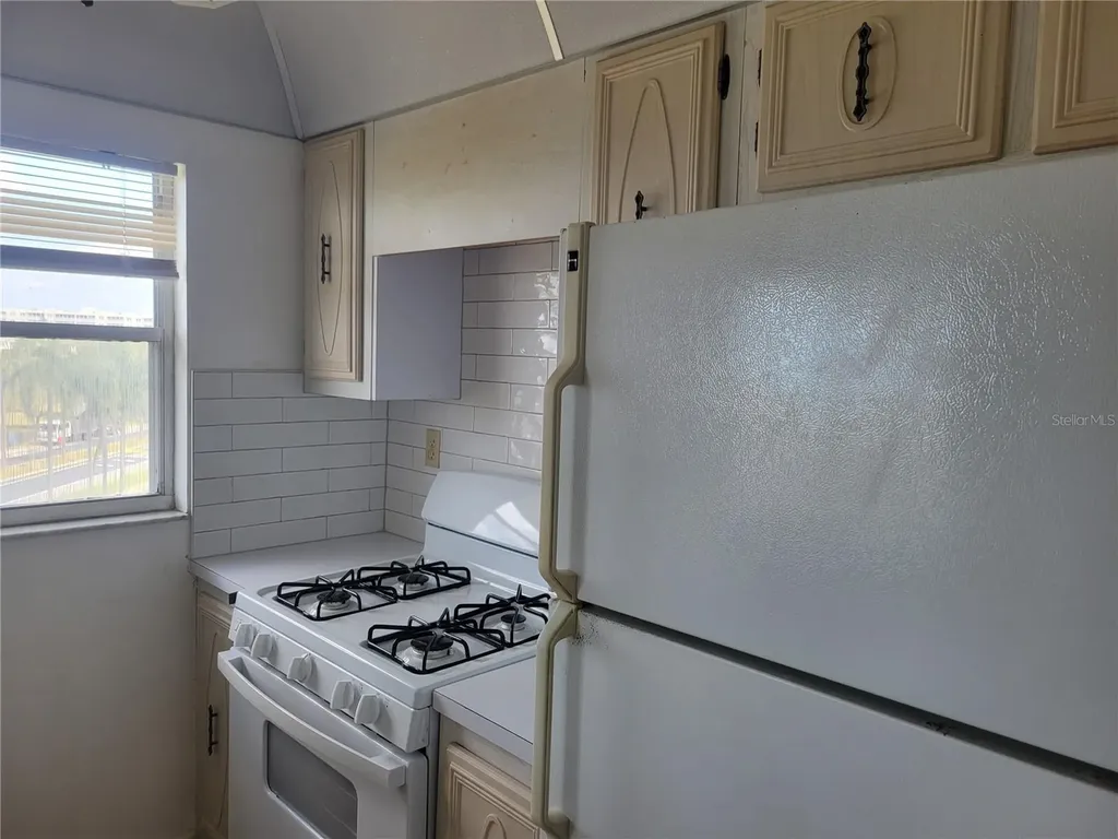 9950 62nd Terrace N St Petersburg FL 33708