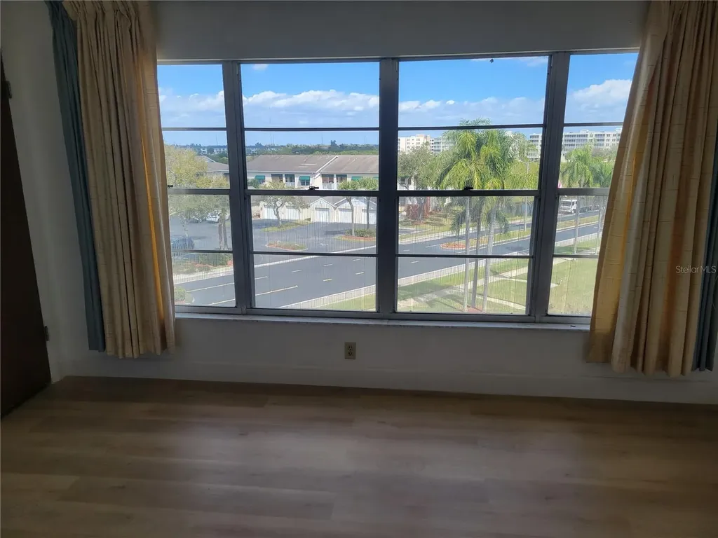 9950 62nd Terrace N St Petersburg FL 33708