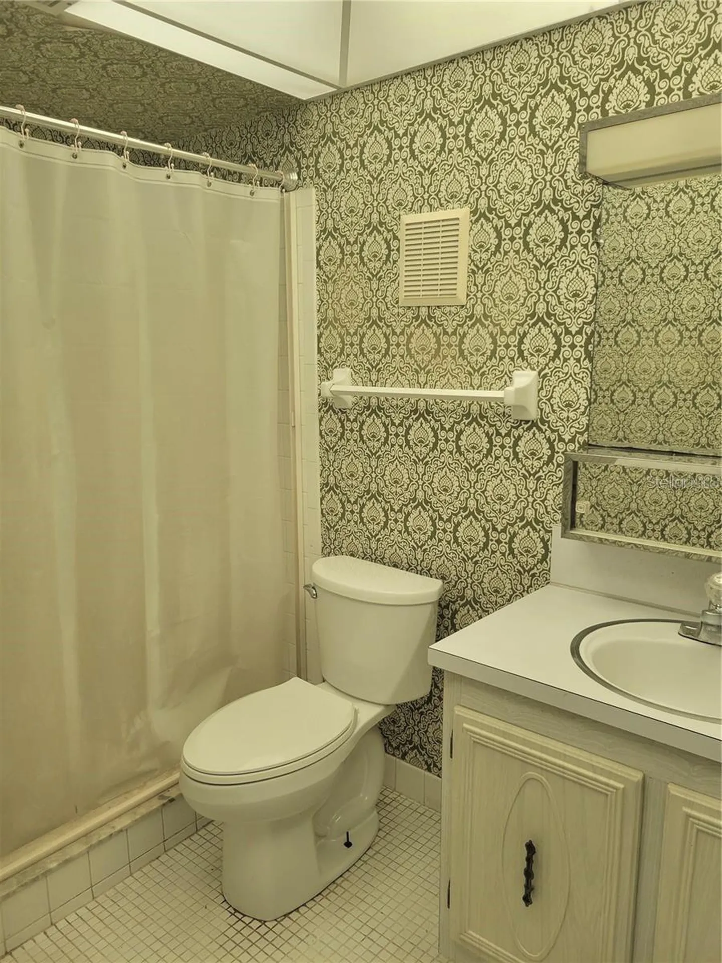 9950 62nd Terrace N St Petersburg FL 33708