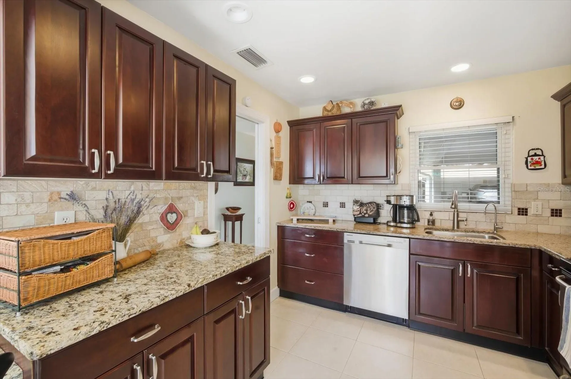 2320 Aquabluff Place Sarasota FL 34231