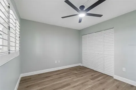 7050 Sunset Drive S South Pasadena FL 33707