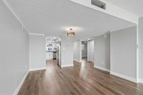 7050 Sunset Drive S South Pasadena FL 33707