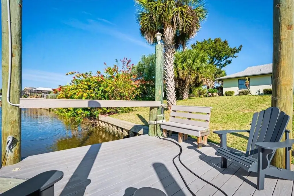109 Coral Reef Court N Palm Coast FL 32137
