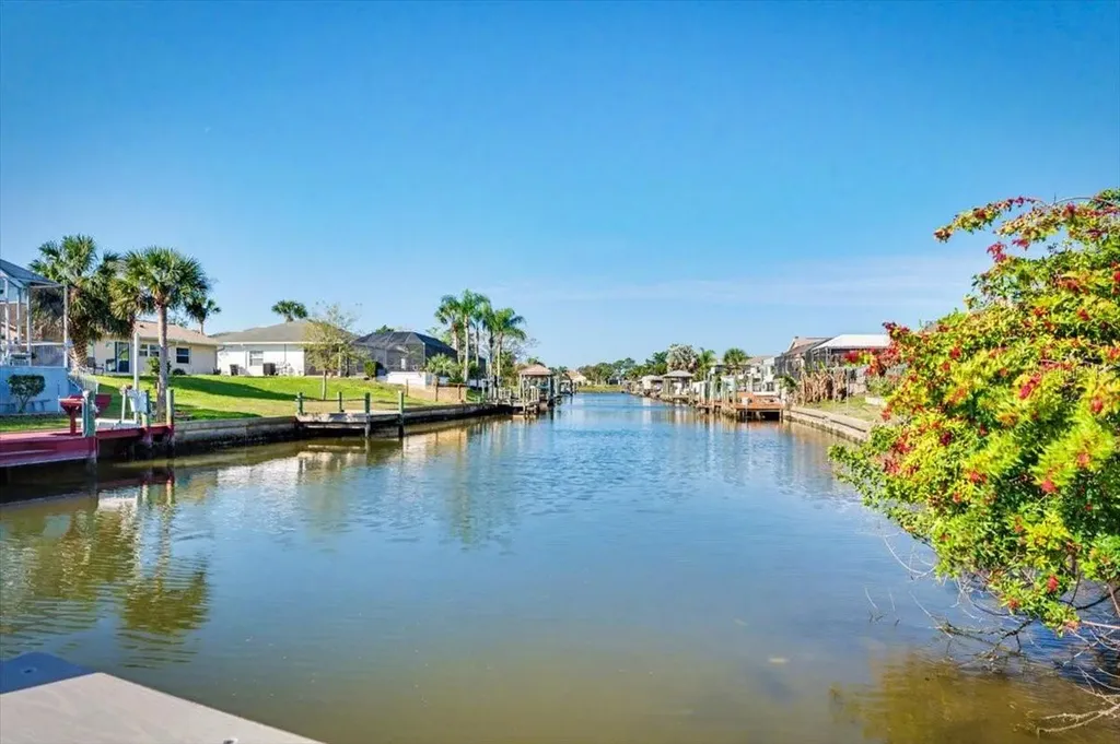 109 Coral Reef Court N Palm Coast FL 32137