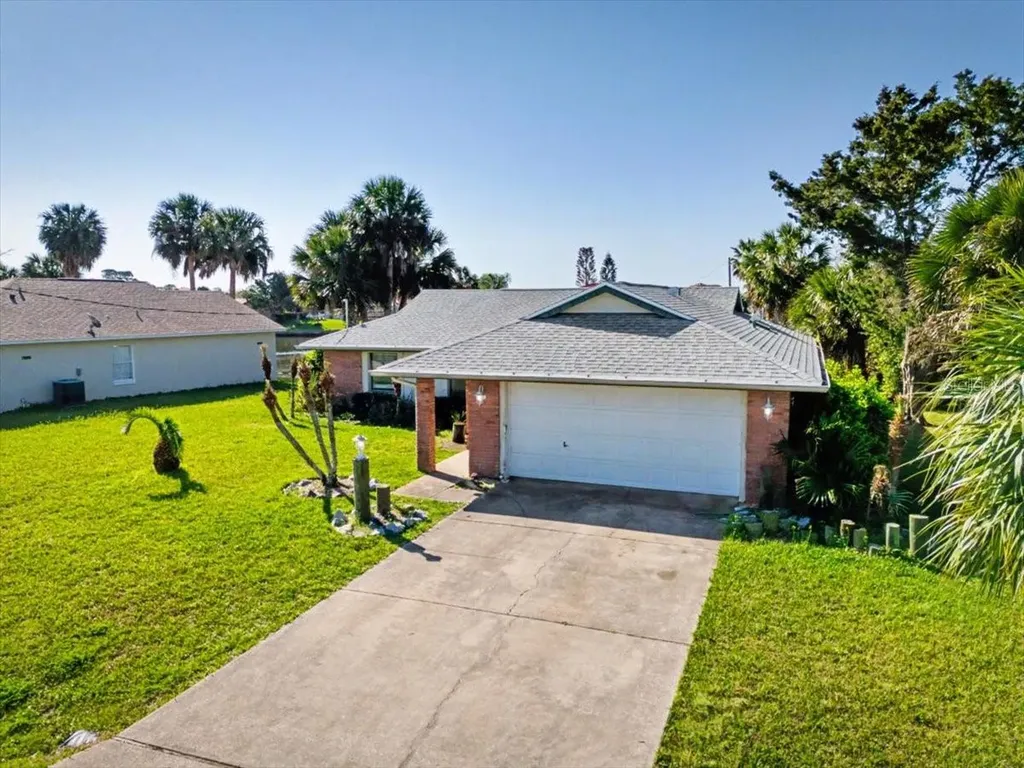 109 Coral Reef Court N Palm Coast FL 32137