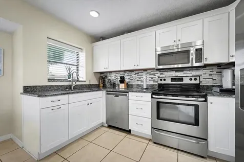 109 Coral Reef Court N Palm Coast FL 32137