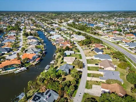 109 Coral Reef Court N Palm Coast FL 32137