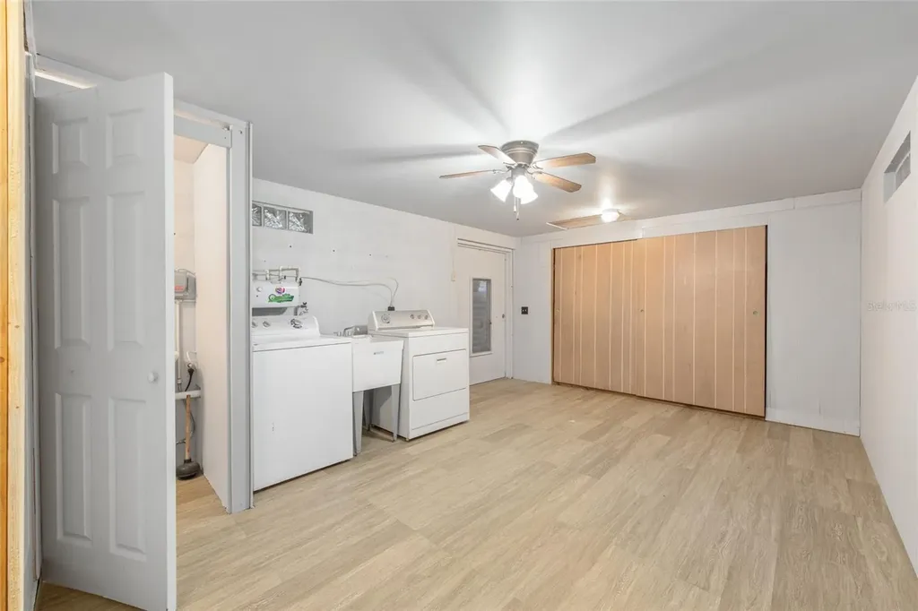 2142 SE 185th Terrace Silver Springs FL 34488